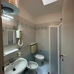 Tastefully Furnished Flat With Pool And Playground * Bibione