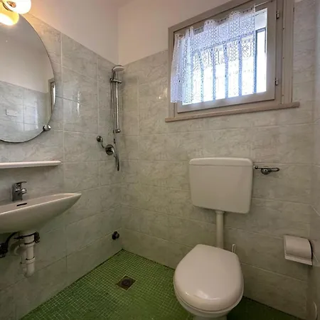 ヴィラ Renovated With Garden And Pool Access *