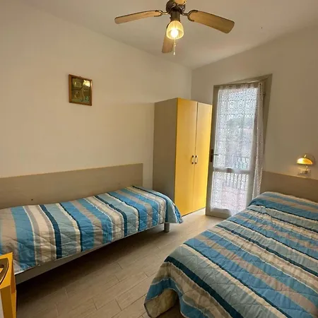 Tastefully Furnished Flat With Pool And Playground Villa