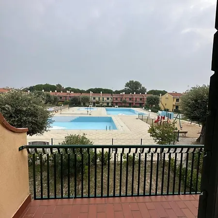 ヴィラ Renovated With Garden And Pool Access