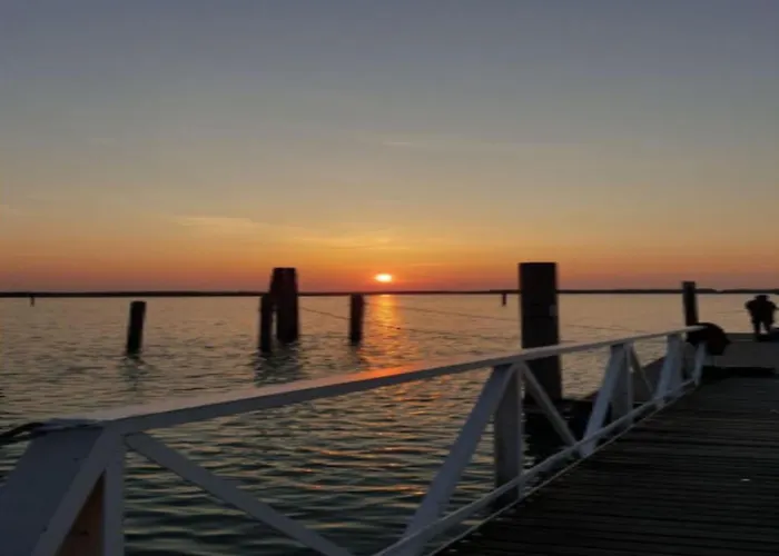 Tastefully Furnished Flat With Pool And Playground